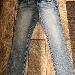 Buckle Light Blue Women's Boot Cut Jeans

Short length.
Brand new without tags